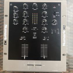 Numark M2 - DJ Mixer