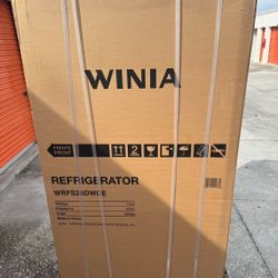 Winia WRFS26DWCE French Door Bottom Mount Refrigerator 26 Cu Ft White