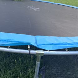14 Airzone Jump Trampoline 
