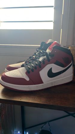 Jordan 1 Mid
