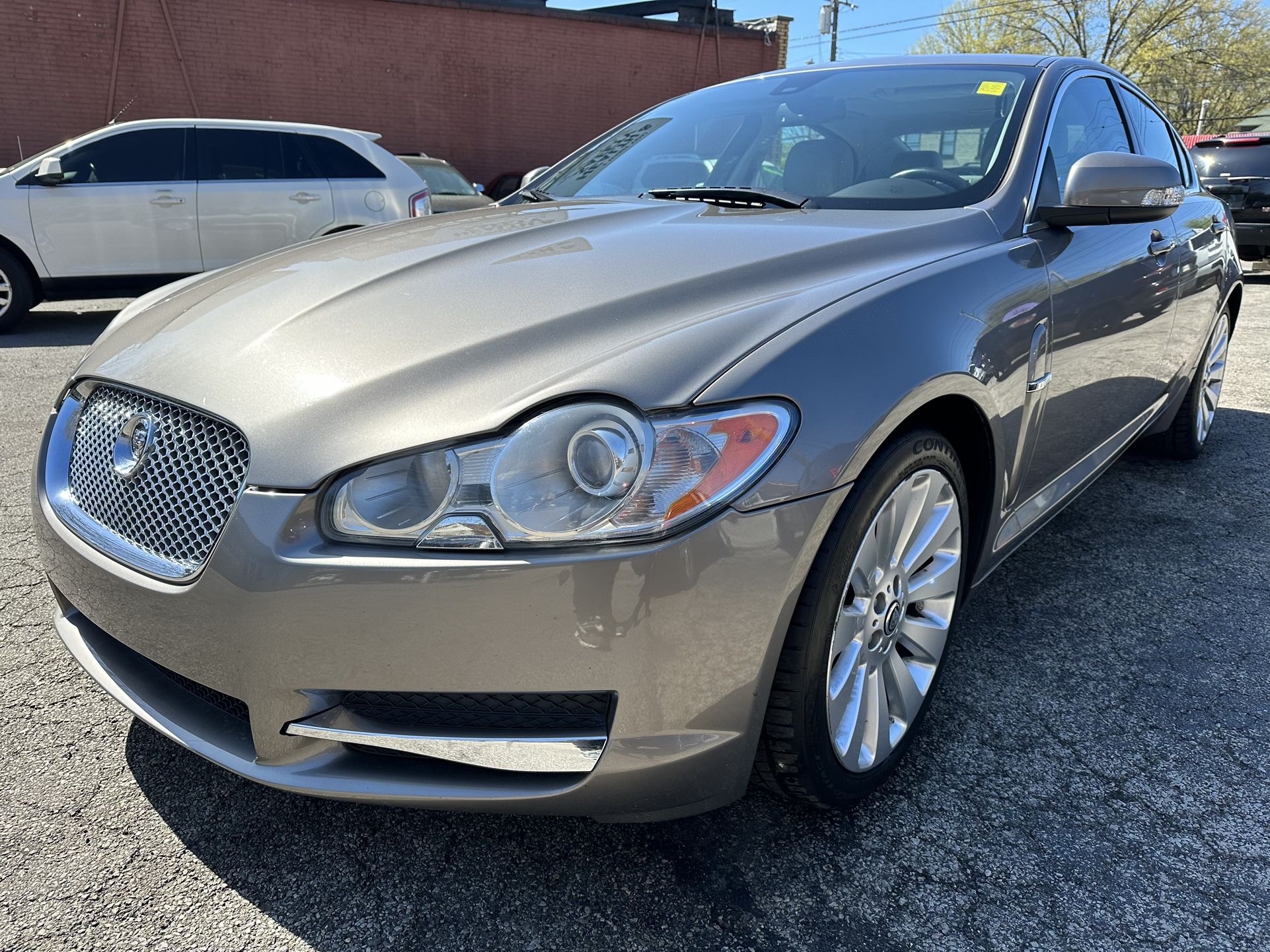 2010 Jaguar XF