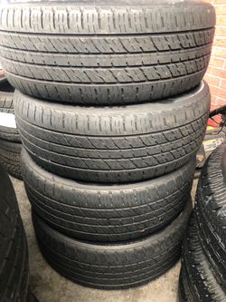 Used set 235/55/19 kumho tires great condition $225 for 4 tires .