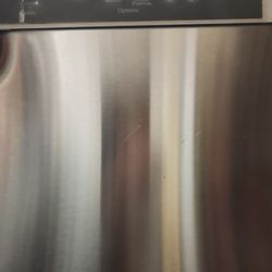 Whirlpool Dishwasher 