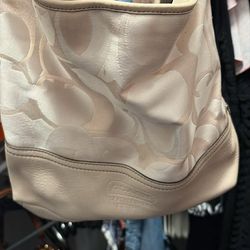 Coach authentic
