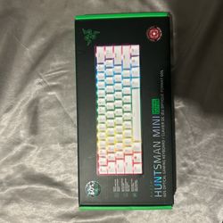  Razer Huntsman Mini Keyboard With White Keys
