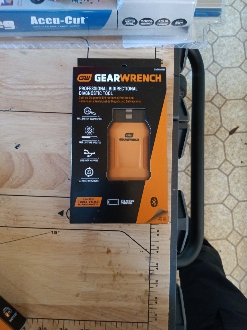 GEARWRENCH OBD2 Professional Bi-Directional Bluetooth Diagnostic Tester