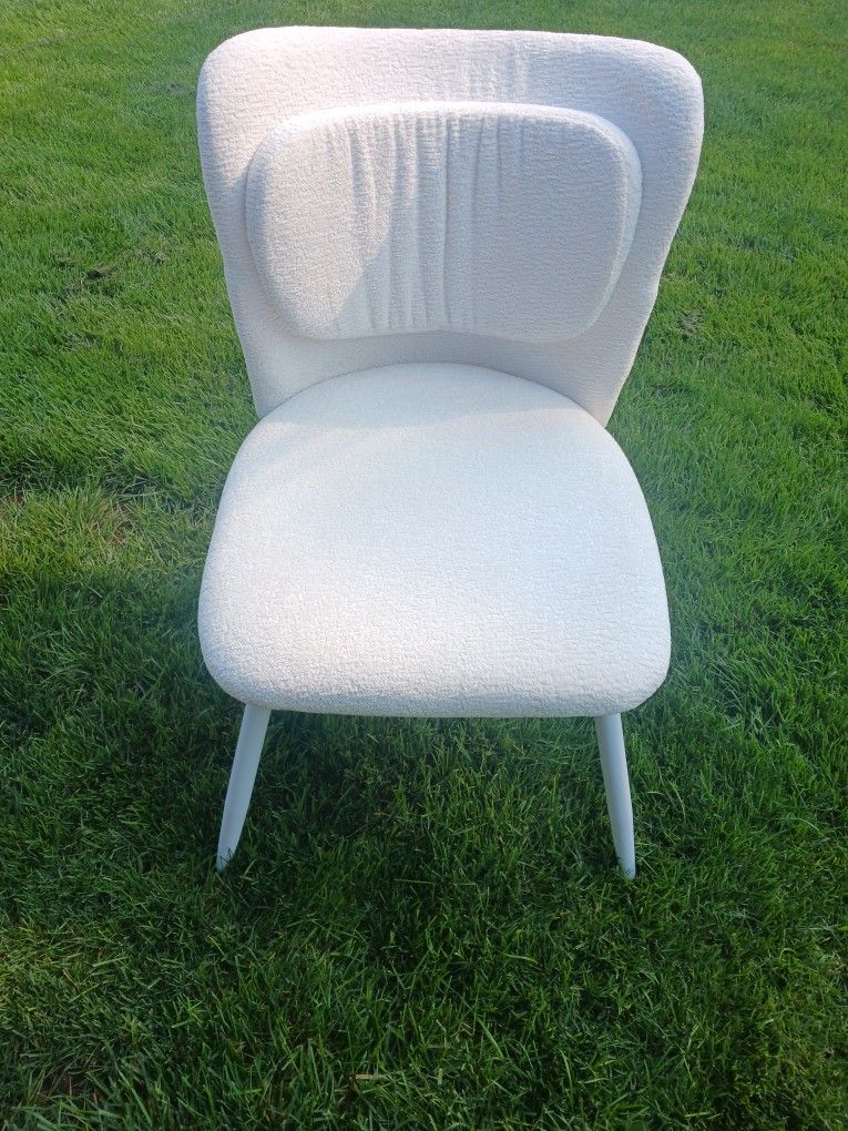 4 New Chairs