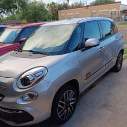 2019 Fiat 500 L