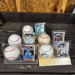 Mariners Autographed Baseballs