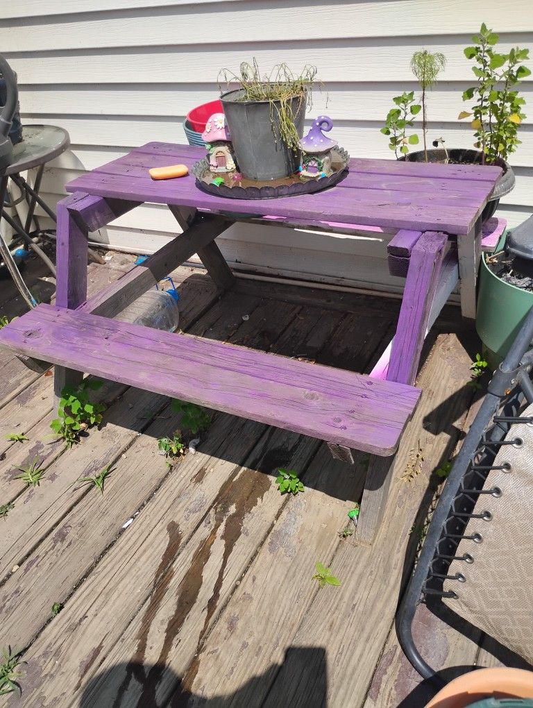 Kids Wooden Picnic Table 