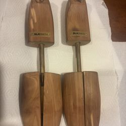 BLK SMITH  Like New Shoe Stretchers