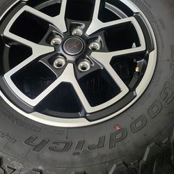 5 New 2026 RUBICON RIMS&TIRES 285-70R17 BFG TIRES