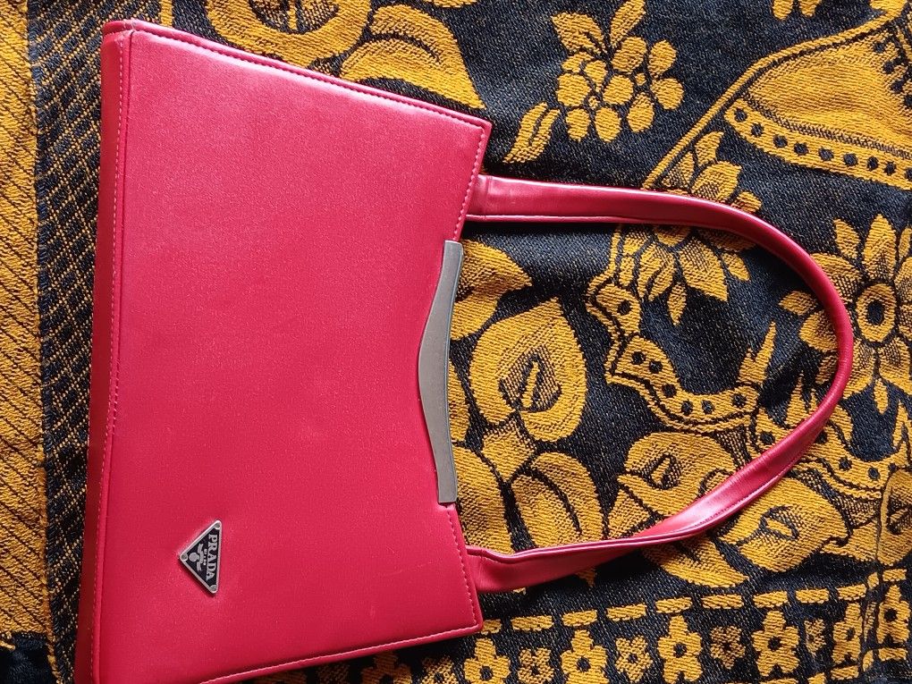 PRADA BAG