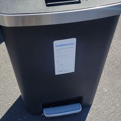 Brightroom Trash Can 13 Gal