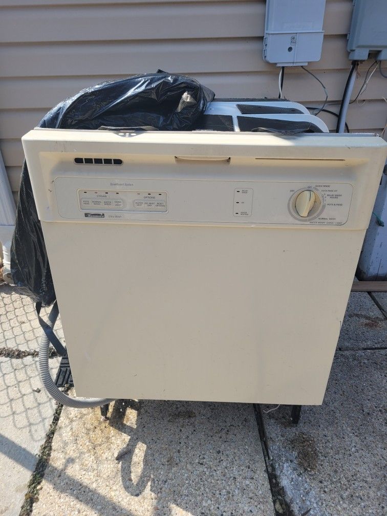 Kenmore Dishwasher standard size works.