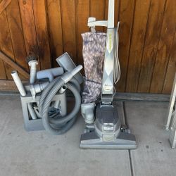 Kirby Vacuum And Dry Clean Carpets