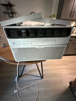 Window air conditioner