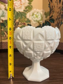 Vintage Westmoreland Milk Glass “Old Quilt” Pedestal Bowl 🤍✨