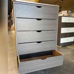 5 Drawer Dresser 