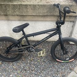 Two Hip Bikes Counterstrike 18” BMX Bike