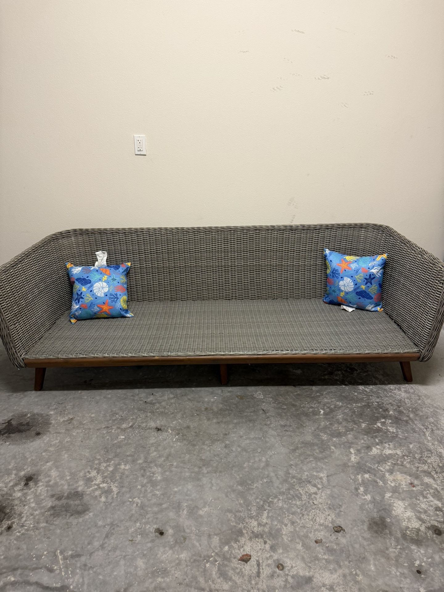 Resin Wicker Couch 