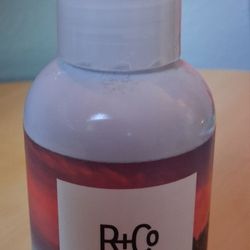 R+Co Blonde Toning Creme.