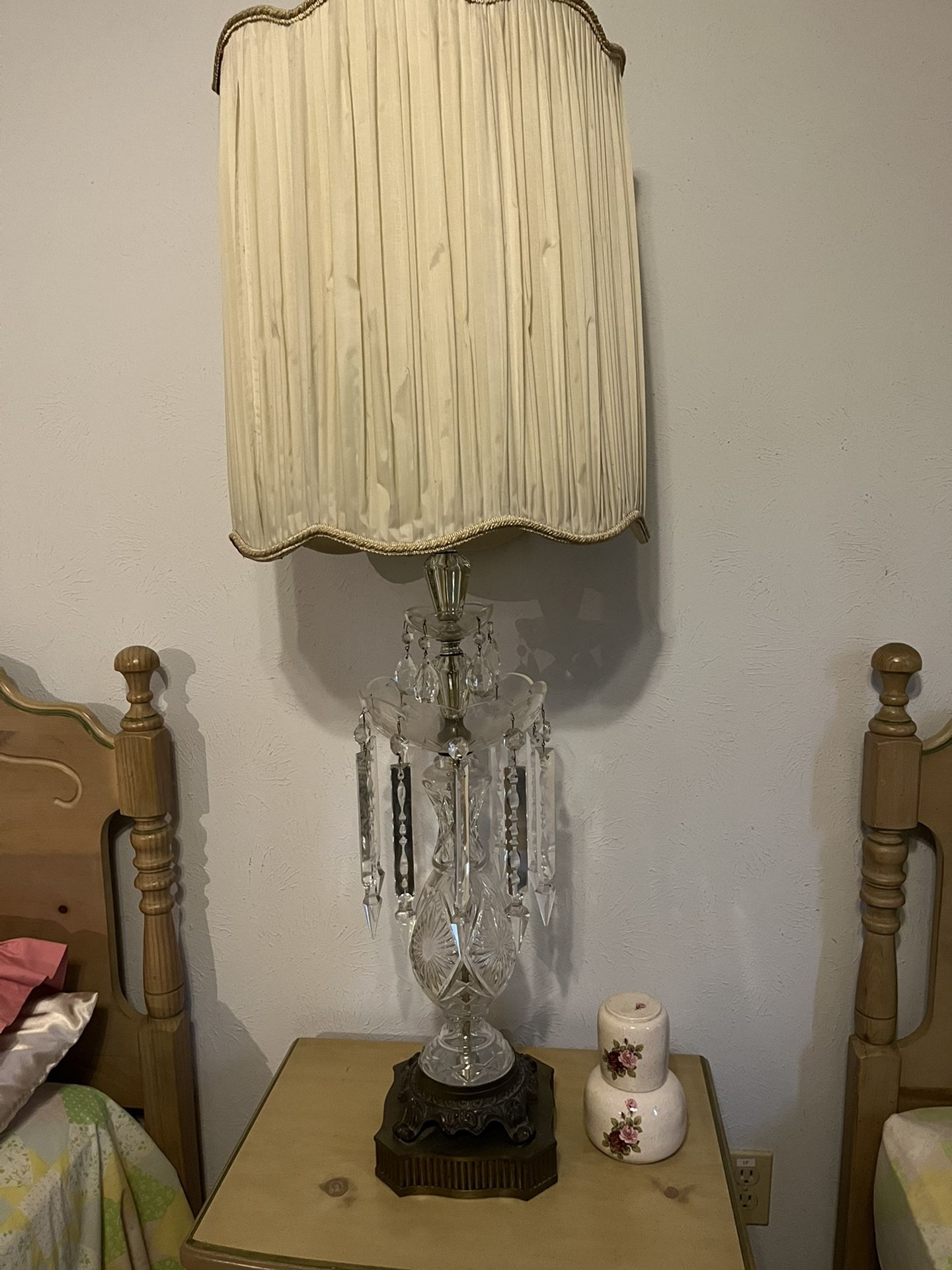 Vintage Crystal Lamp 