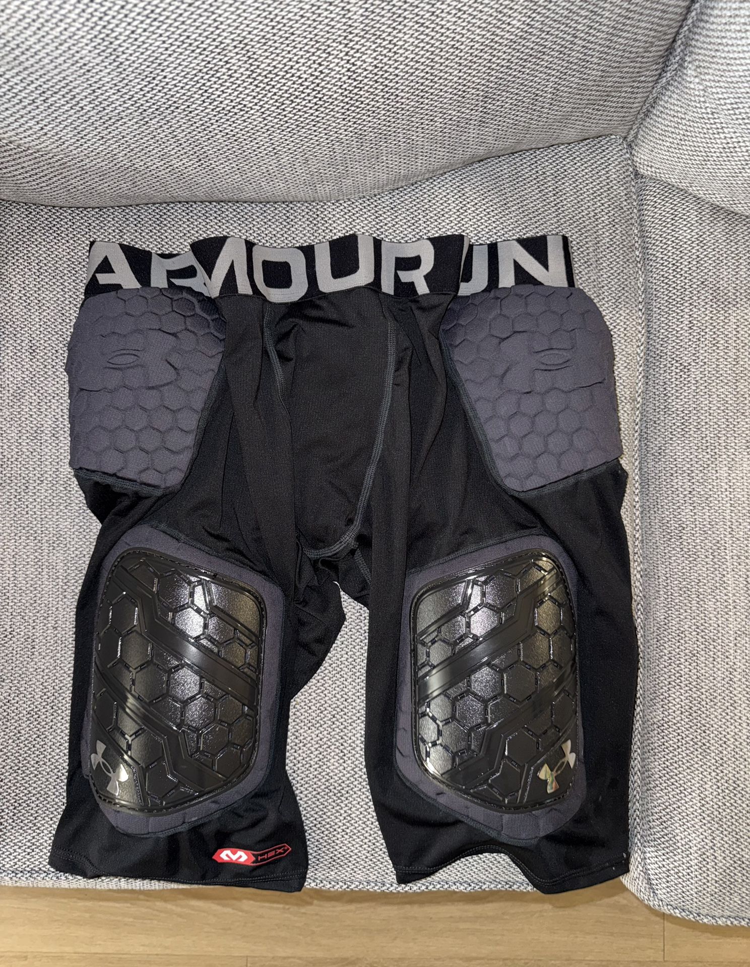 Size 3XL Under Armour Football Girdle