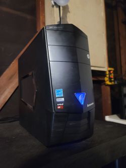 Lenovo Erazer PC: Core i7, 1TB, Windows11 25H2.