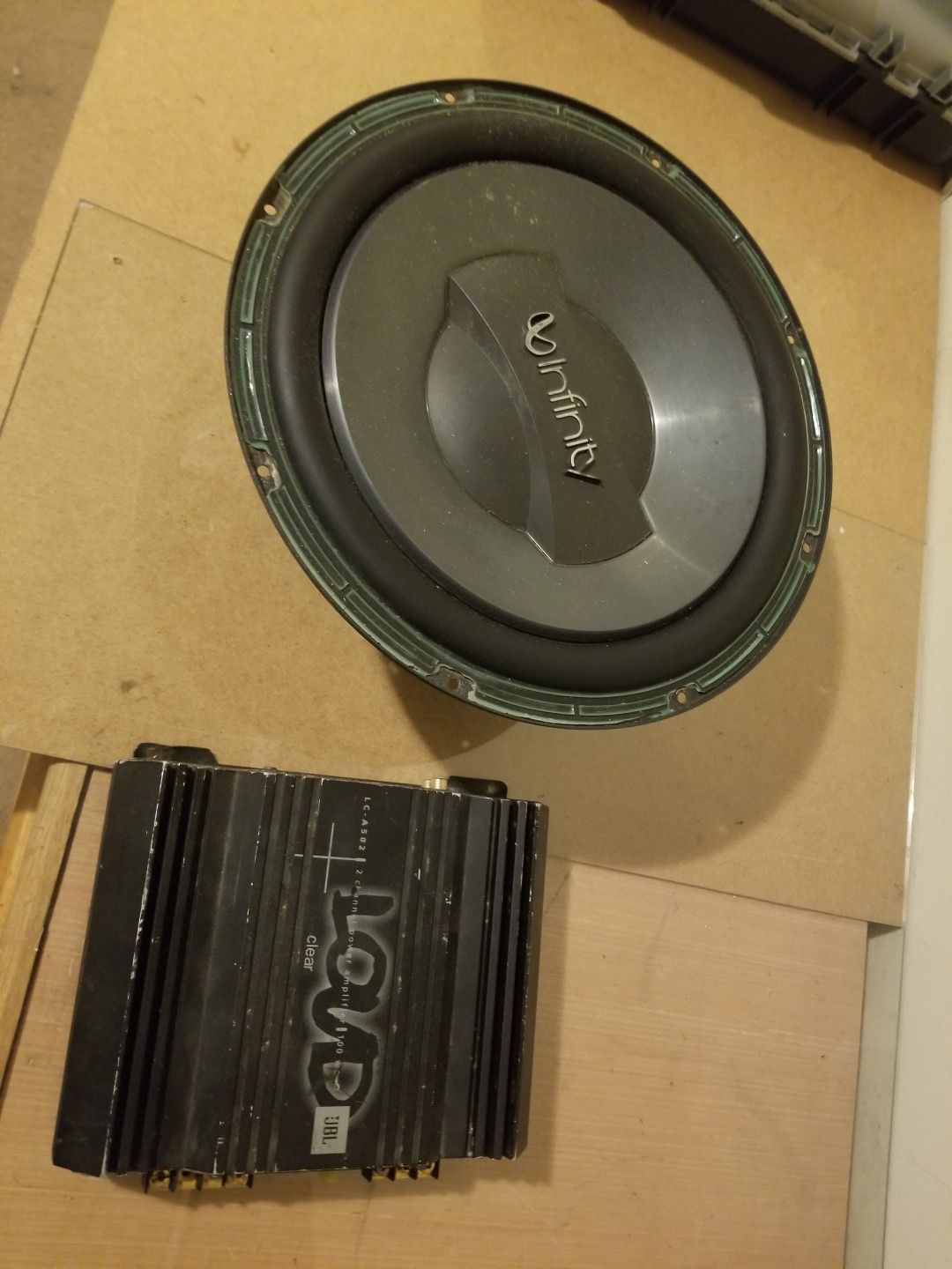 infinity 12" subwoofer and jbl amp