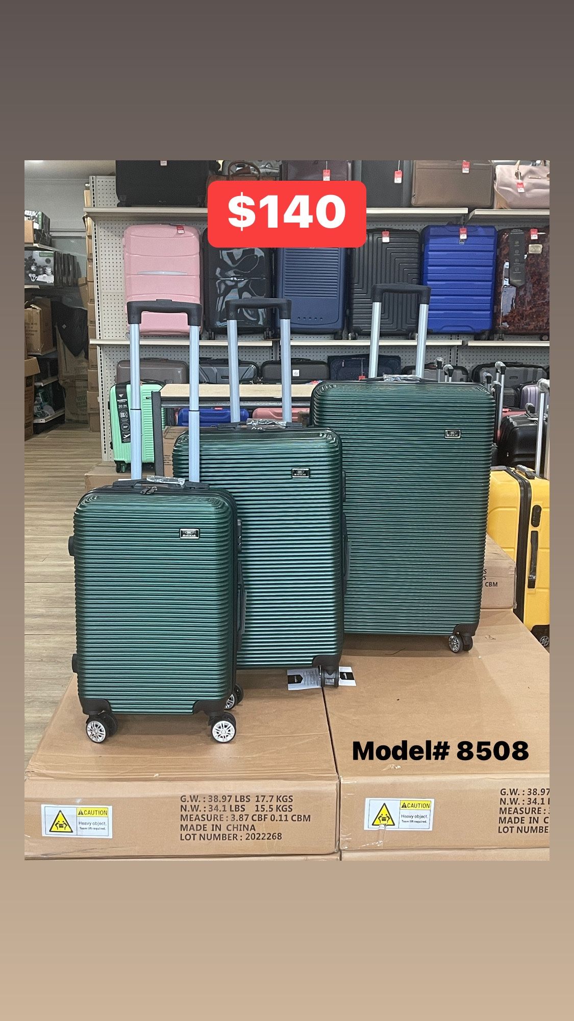 New 3 Piece Hardside Luggage Set