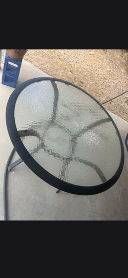 Round table