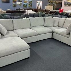 Modular sofa，$880