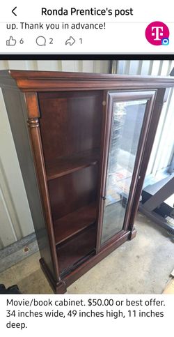 Wood Display Cabinet with Glass Door