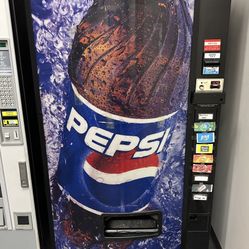 Vending Machine ( Snack and Drink)