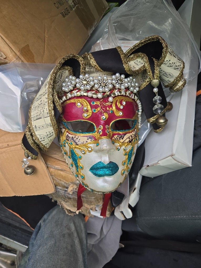 Face Mask For Wall.