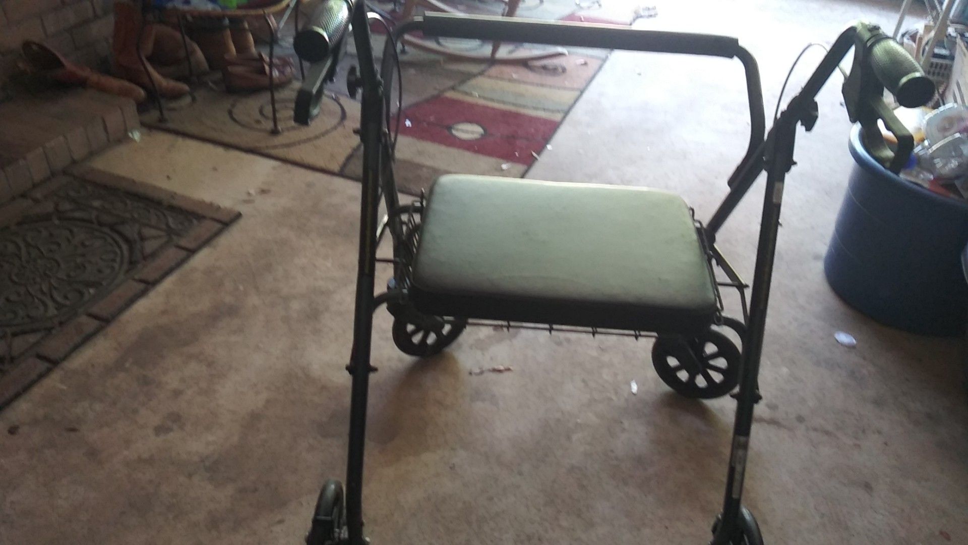 Go lite drive heavy duty walker