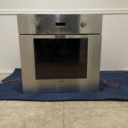 Viking 30” Single Electric Oven - DESO130