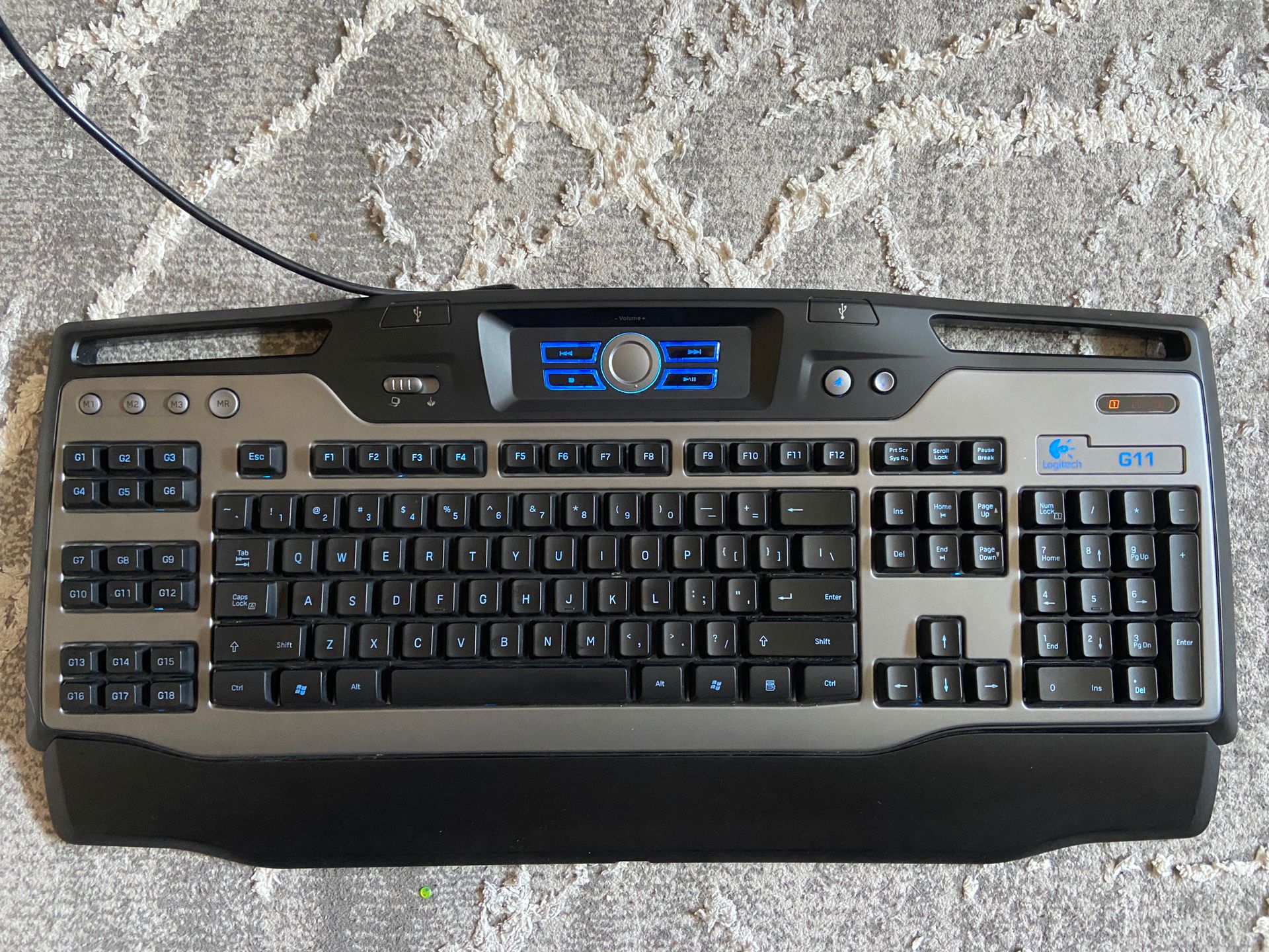 Logitech's G11 Gaming Keyboard