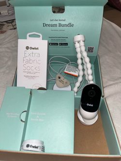 Owlet Dream Sock + Cam 2 Bundle w/ Extra Socks & Original Box