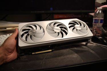 RTX 4070 Ti Aero OC