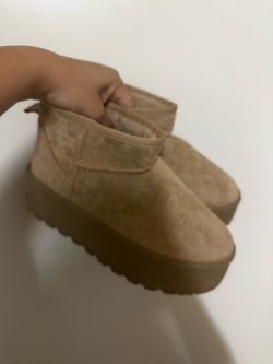 Winter boots women's size 7