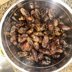 Selling dates / vendo datiles al mayor y baratos