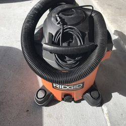 RIDGID 45 gallon shop Vacuum