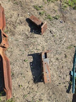 73 to 76 torino , ranchero front bumper mounts