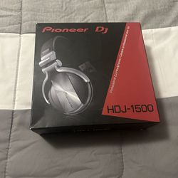 2 Pair Pioneer HDJ 1500 Headphones Brand New In the Box for $125 Each If Interested Contact Roy Smith ASAP! 