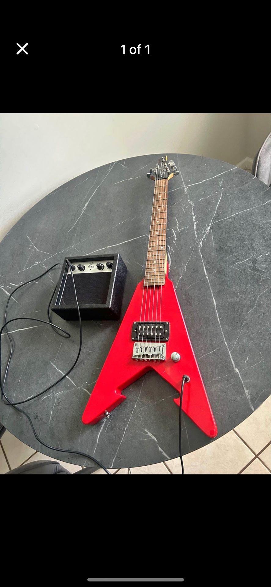 First Act electric guitar ME279 Red Flying V