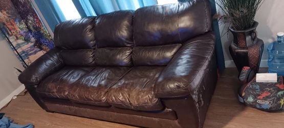 Free Free Sofa Love Seat