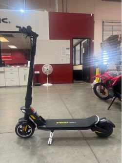 Electric scooter