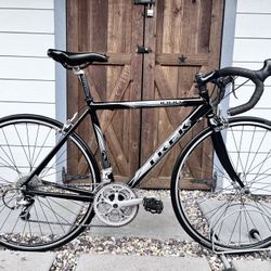 50cm Trek 1000 Road Bike